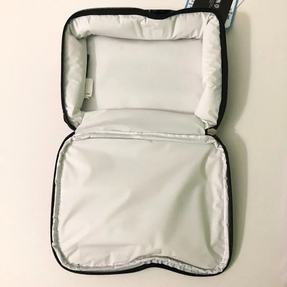 Batman Lunch Bag and The Return of the Joker Mystery of the Batwoman DVD - Picture 10 of 16